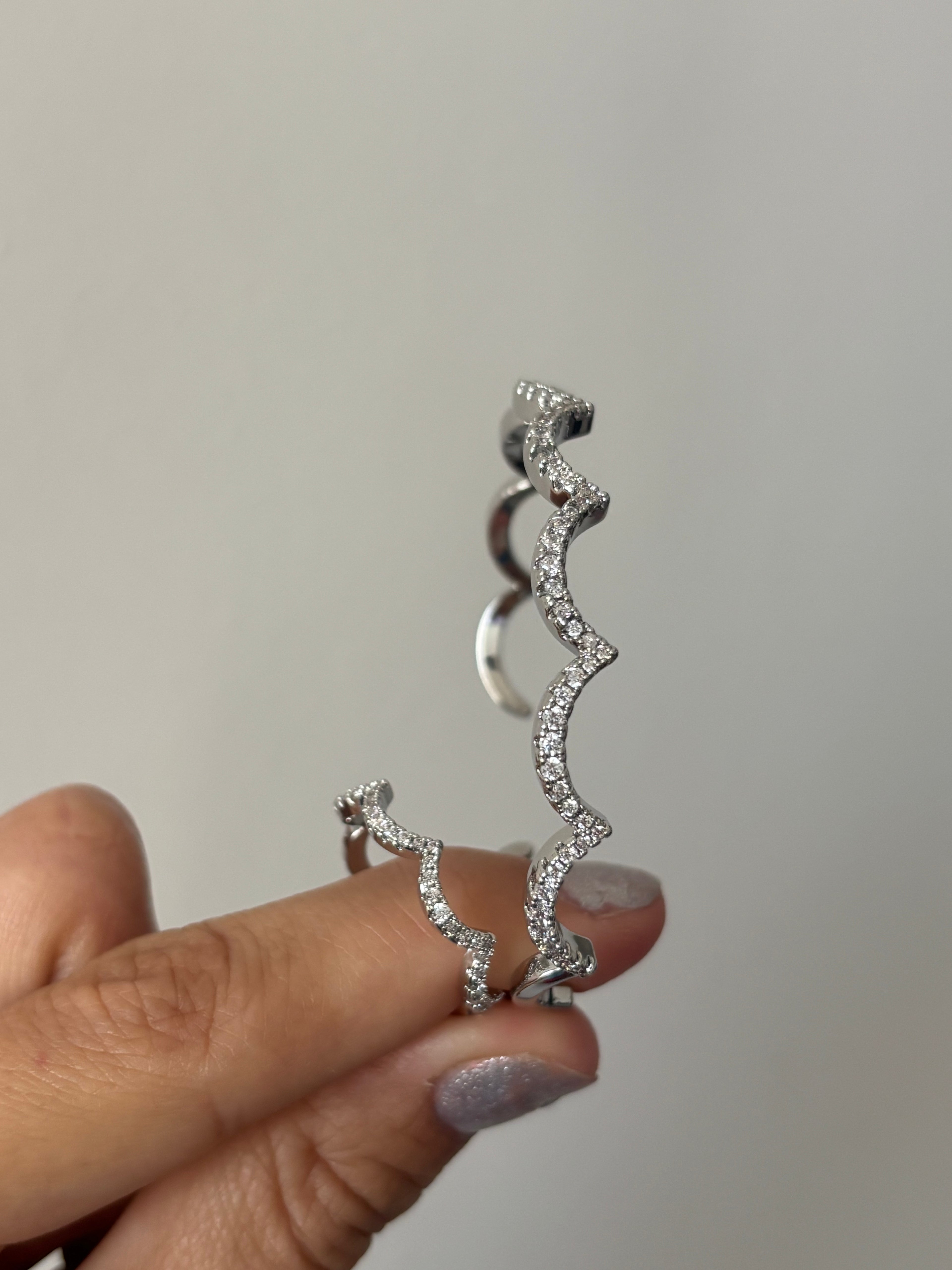 curly diamonds